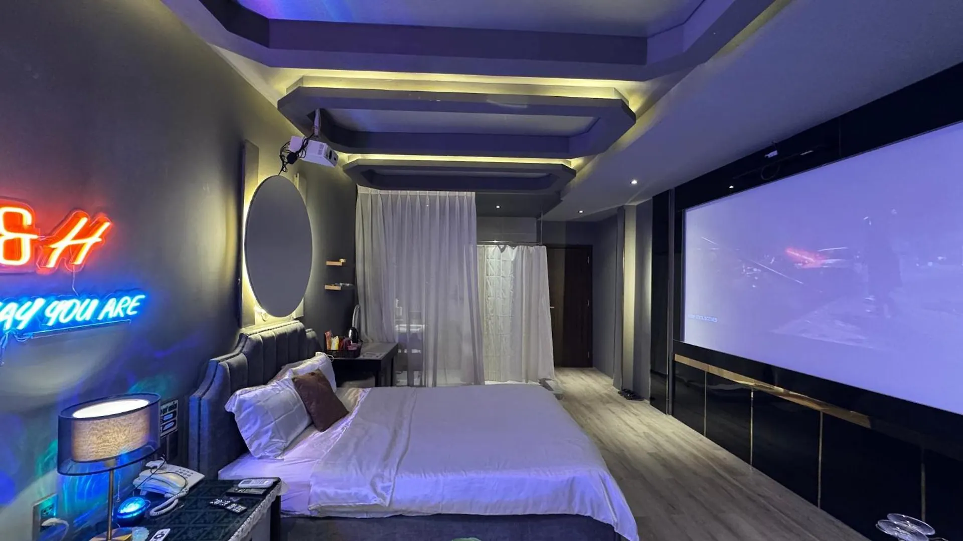 M&H Cinema Hotel Ho Chi Minh City