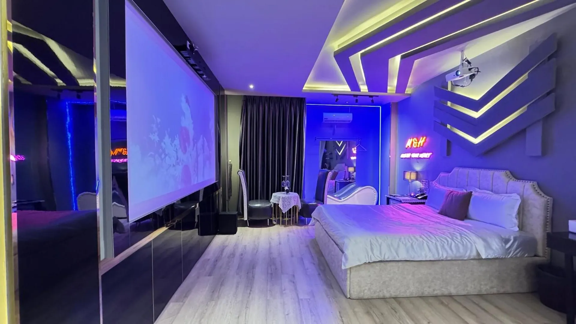 M&H Cinema Hotel Ho Chi Minh City