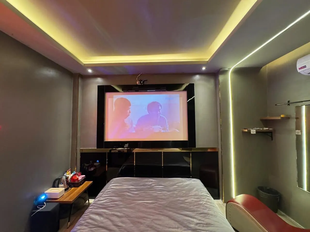 M&H Cinema Hotel Ho Chi Minh City