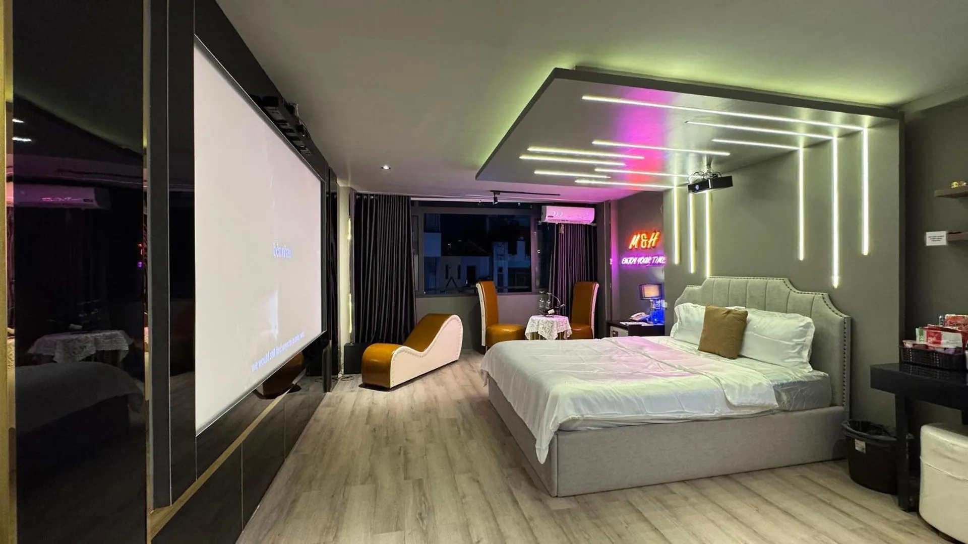 M&H Cinema Hotel Ho Chi Minh City 0*,