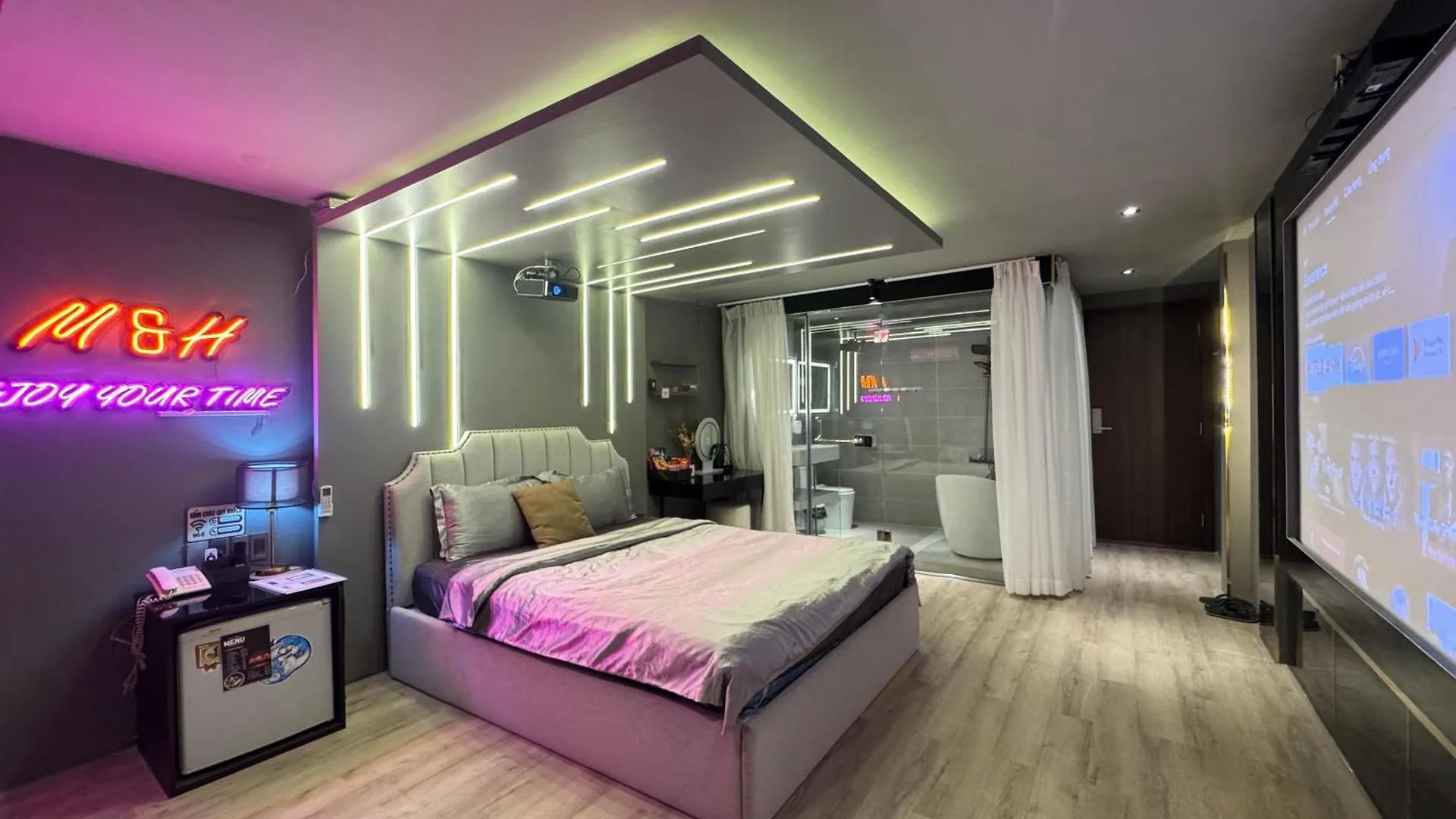 M&H Cinema Hotel Ho Chi Minh City
